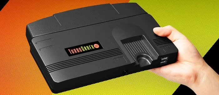 Konami выпустит игровую консоль с играми из 90-ых. На видео показали, как она выглядит