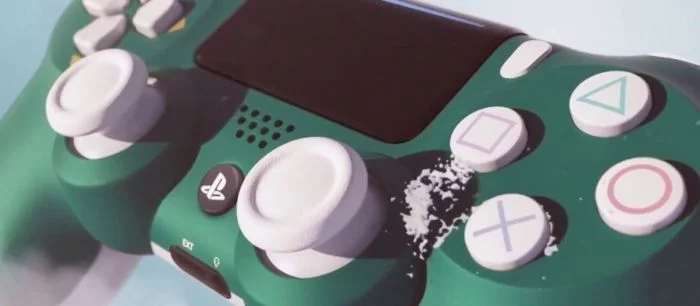 Объявляем имена двух победителей нашего розыгрыша, которые бесплатно получат DualShock 4