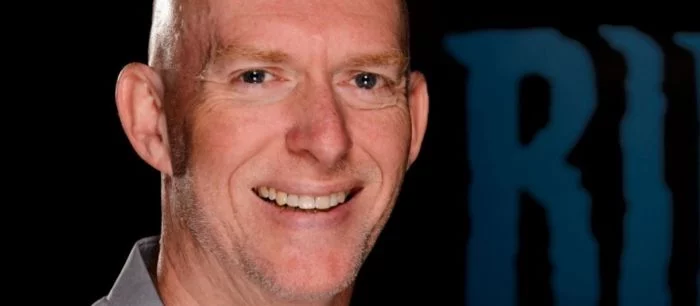 «Остался только один» — Фрэнк Пирс, второй соучредитель Blizzard, ушел из компании спустя 28 лет