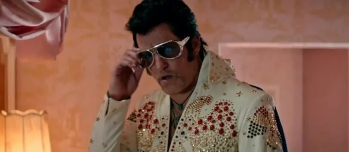 Вышел трейлер «Добро пожаловать в Zомбилэнд 2», в котором герои веселятся и убивают зомби в слоу-мо