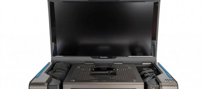 Для геймеров и стримеров создали «игровой чемодан» за 45 тысяч рублей — фото