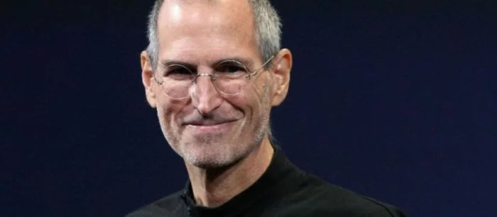 Это же Стив Джобс! На Reddit обсуждают фото человека, похожего на покойного основателя Apple