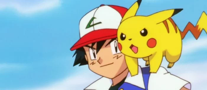 Мужчина играл в Pokemon GO на восьми телефонах одновременно, пока его не заметила полиция