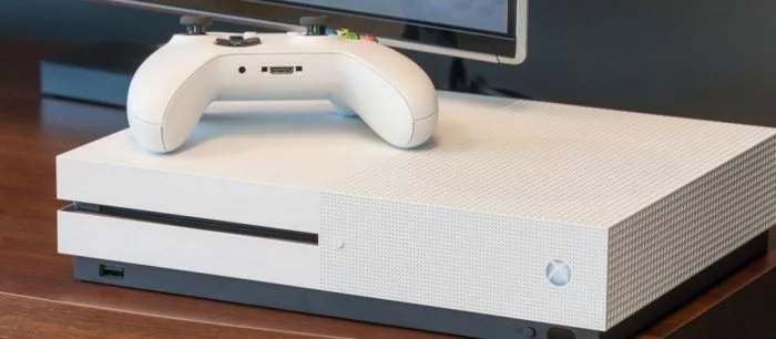 Фил Спенсер признался, что уже играл в некоторые игры на новой Xbox