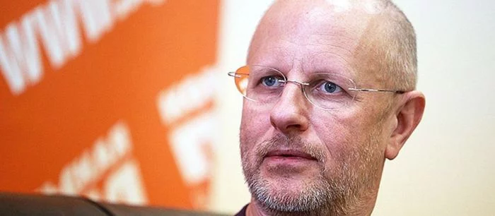 Гоблин озвучил российскую игру про темное фэнтези, которая похожа на Darkest Dungeon