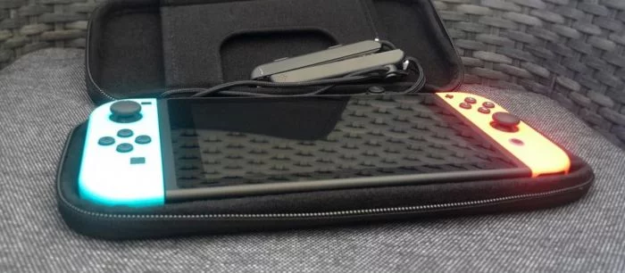 Открываем новую ревизию Nintendo Switch — самую гибкую консоль в мире