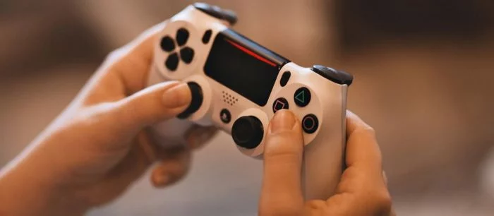 Superjob: почти половина россиян не видит смысла в компьютерных играх