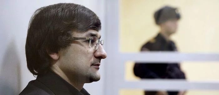 Скандальный чиновник-стример получил 3,5 года колонии