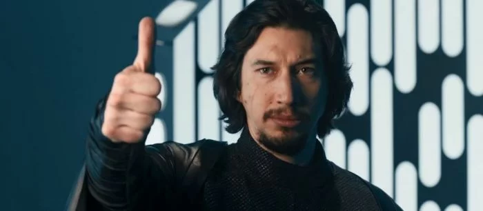 Ок, бумер: Кайло Рен опять стал «Боссом под прикрытием» в скетче SNL по «Звёздным войнам»