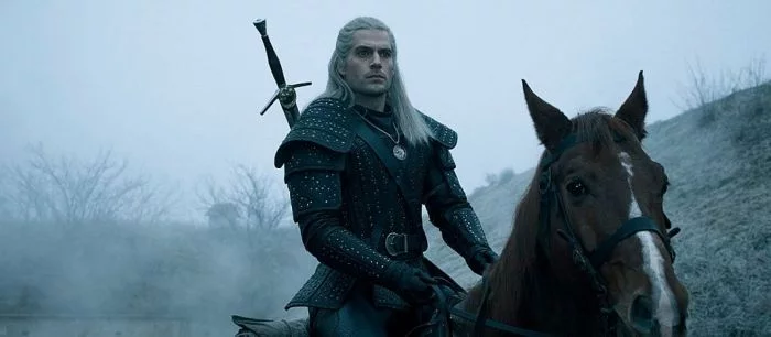 Стартовали съемки второго сезона «Ведьмака». На первых фото показали броню Нильфгаарда