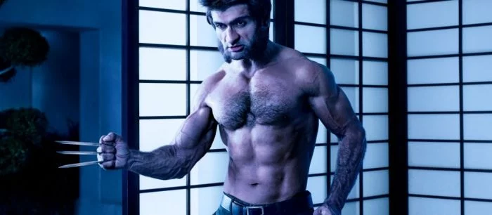 Звезда «Вечных» от Marvel предстал в образе Росомахи, «Американского психопата» и «Крепкого орешка»