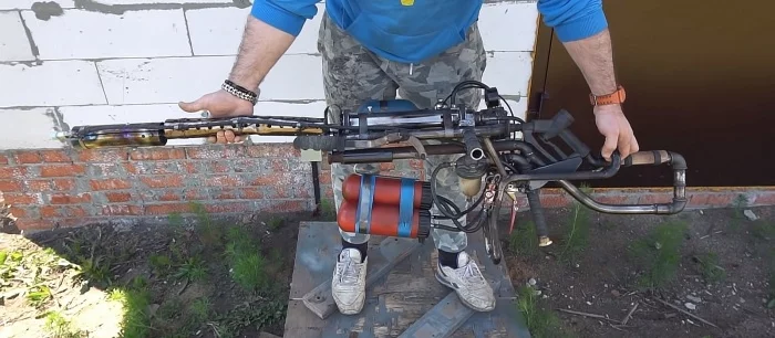 «Пуканы жарить самое то» — российский ютубер собрал огнемет из Metro Exodus