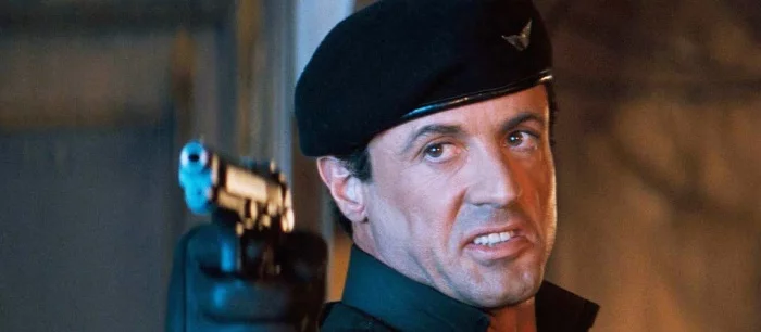 Сталлоне внезапно анонсировал продолжение культового боевика из 90-х — «Разрушитель 2»