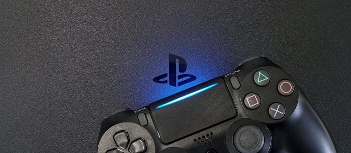 Пост Sony о переносе презентации PlayStation 5 поставил рекорд в Twitter. Microsoft поддержала компанию