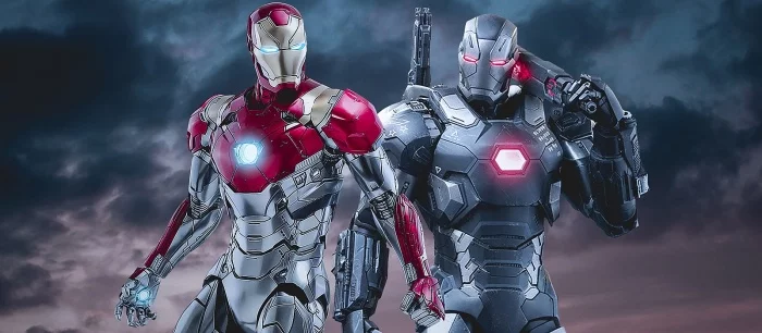 Скафандры астронавтов SpaceX создал дизайнер костюмов Железного человека, Бэтмена и Росомахи