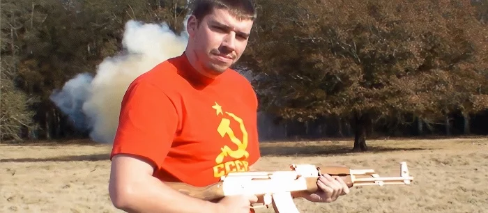 У звезды YouTube FPSRussia обнаружили рак. Ранее он отсидел за хранение наркотиков