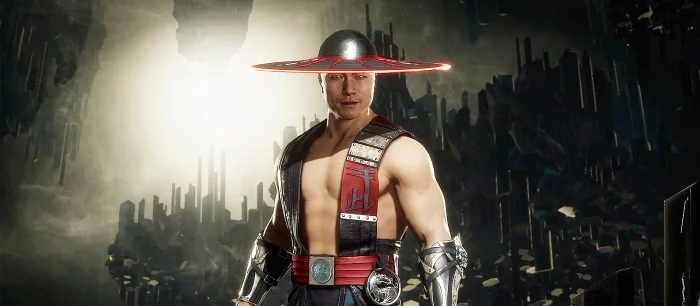 Кун Лао из нового фильма Mortal Kombat показал, как дома накачал мышцы