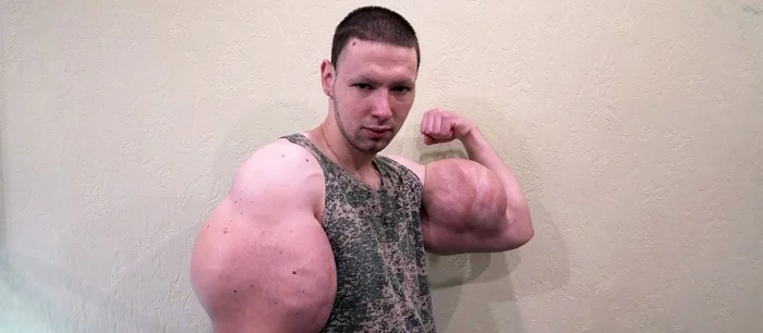 PewDiePie увидел Руки-Базуки из России и сравнил его с Эбби из The Last of Us: Part 2