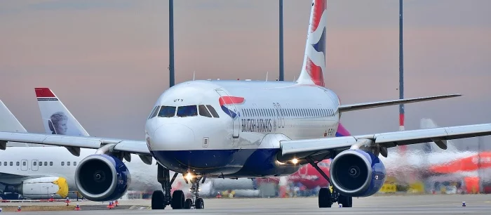 Плачущий ребенок и турбулентность: разработчики симулятора пассажира эконом-класса рассказали об игре