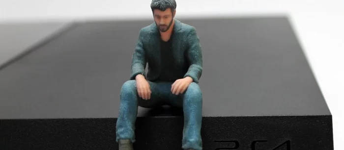 Шок-контент: мать сожгла два геймпада Dualshock 4 сына в духовке (фото)