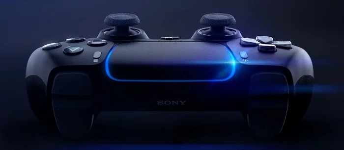 В сеть утекли фото черного геймпада для PlayStation 5. Возможно, они фейковые