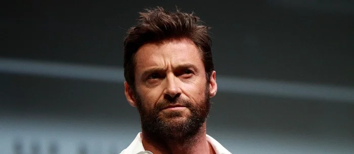 Хью Джекман хочет отсудить у Райана Рейнольдса 610 млн долларов — актёры снова троллят друг друга