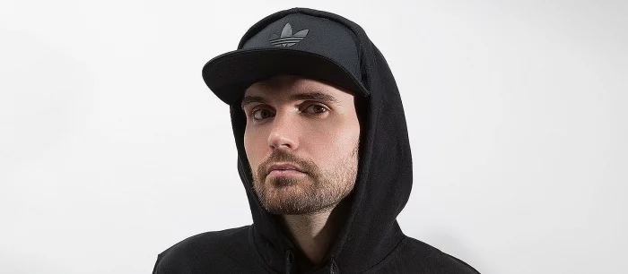 Noize MC выпустил официальный клип «Лига Легенд» по одноимённой игре