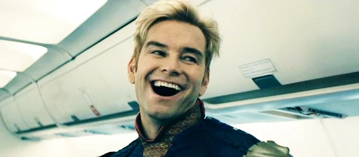 Супермен или Хоумлендер? Фанат показал битву двух сильнейших героев из разных вселенных