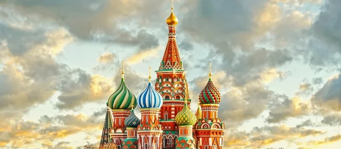 Топовый блогер планеты PewDiePie в новом ролике рассказал о России. Шутки и мемы прилагаются