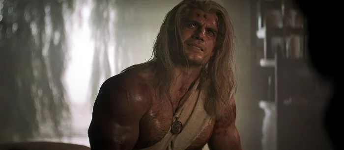 Генри Кавилл показал тренировку для второго сезона «Ведьмака»