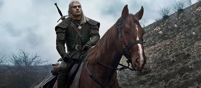 Генри Кавилла и Плотву в крови сфотографировали на съемках «Ведьмака»