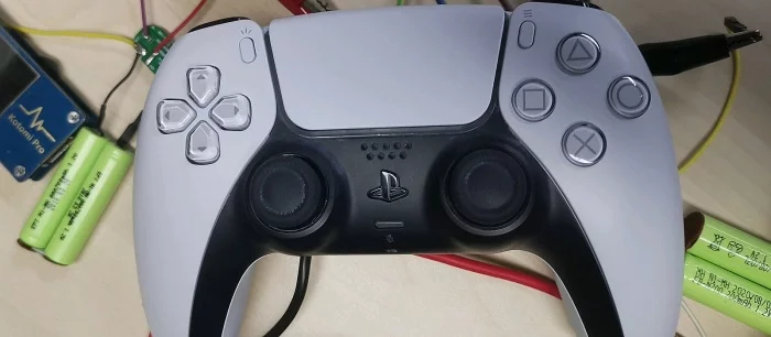 Геймпад DualSense покажет номер игрока по-своему