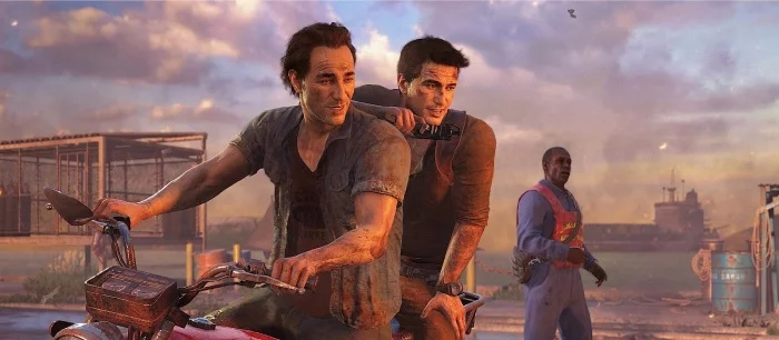 На съемках Uncharted засветилось два Нейтана Дрейка. Фото уже сравнили с мемом про Человека-паука