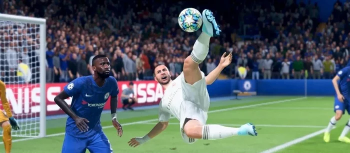 Распаковываем набор FIFA 21. В комплекте нашли футболку, выпущенную эксклюзивно для VGTimes