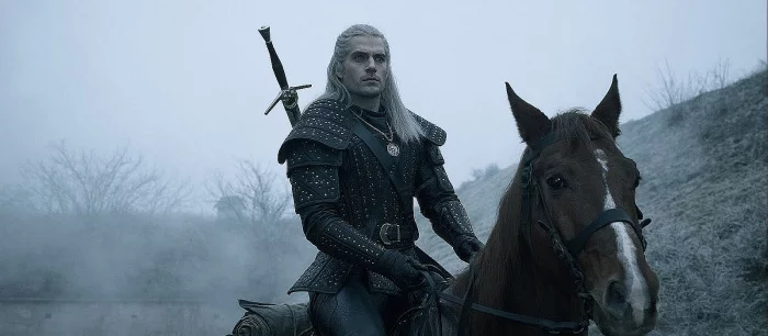 «Боже мой, это потрясающе»: вышел специальный трейлер «Ведьмака» с рождественскими спецэффектами