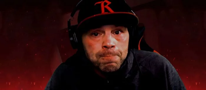 Чемпион единоборств UFC разрыдался на Twitch из-за комментария зрителя