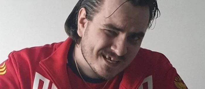 У нормальных людей «Пекарня»: Мэддисон высказал своё мнение о людях, фотографирующихся с PS5