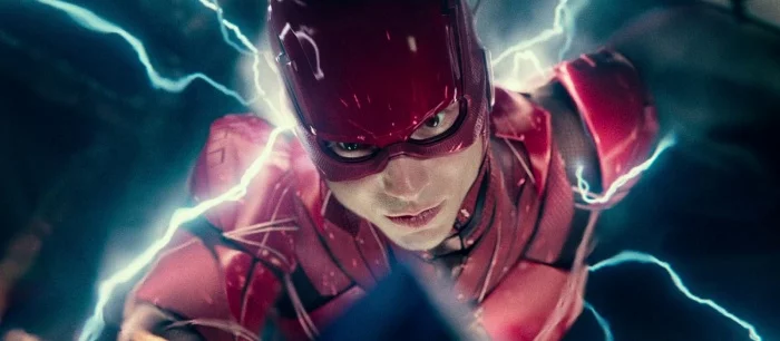 Зак Снайдер снял новые сцены Флэша для «Лиги справедливости» с Эзрой Миллером через Zoom