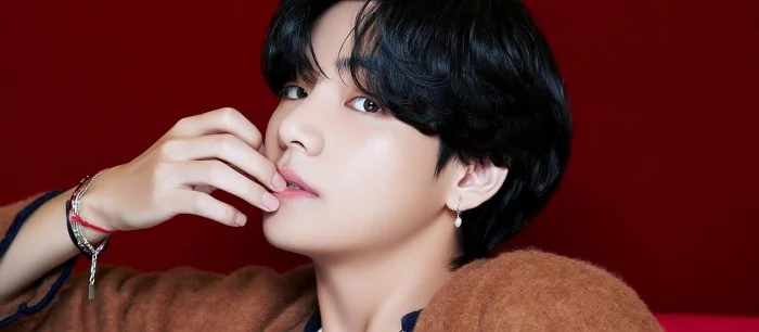 Бойбенд BTS больше не красавцы. В топ 100 самых красивых мужчин 2020 года их обогнал популярный ютубер