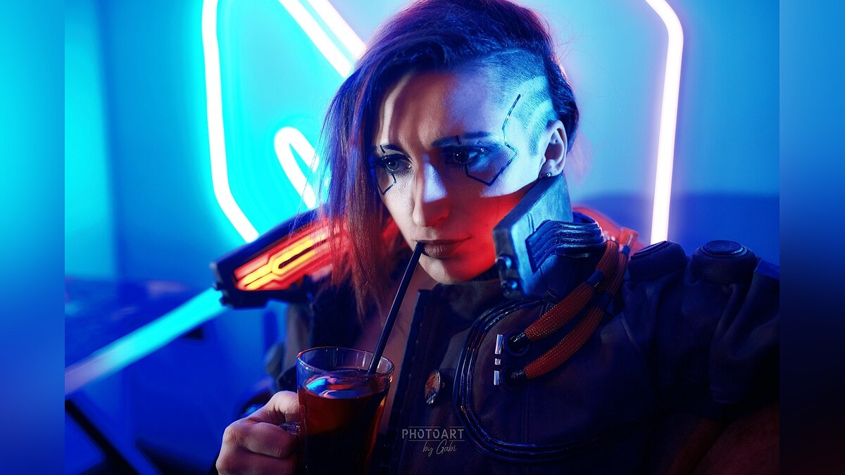 Лучший косплей по Cyberpunk 2077: Джонни Сильверхенд, Джеки Уэллс, Лиззи  Уиззи и кое-что погорячее