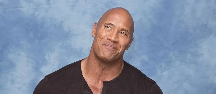 Дуэйн Джонсон подарил пикап своему другу, который спасал «Скалу» во времена нищеты. Есть видео, и оно очень трогательное