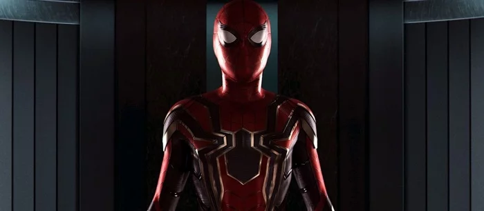 Интернет-художник нарисовал крутого Человека-паука в костюме, который создал Тони Старк (арт)