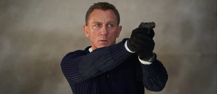 Премьеру нового фильма о Джеймсе Бонде вновь перенесли