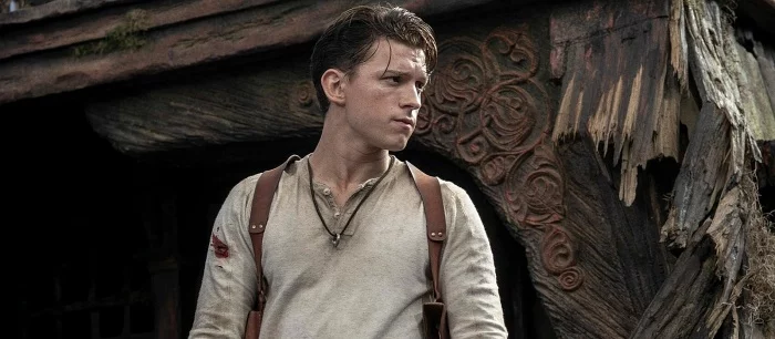 Том Холланд недоволен своим Дрейком в экранизации Uncharted. Актер «заигрался» и смотрел на свои мускулы