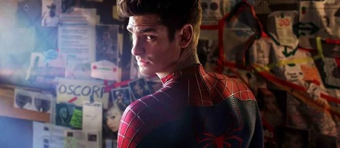 Эндрю Гарфилд спалился: в сети нашли фотографии со съемок «Человека-паука 3» с его дублером