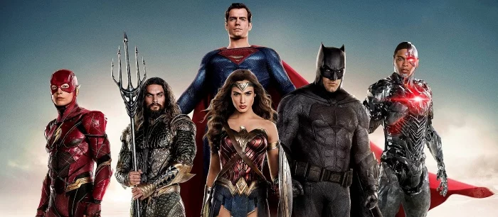 На видео сравнили боевую сцену из «Лиги справедливости» Зака Снайдера и оригинальной версии