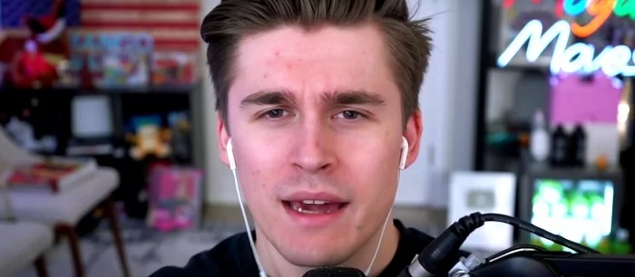 Зрители «навсегда» заперли Twitch-стримера на трансляции. Но он уже заработал 200 тысяч долларов