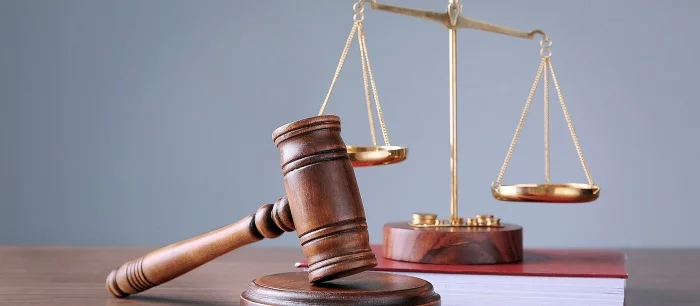 Битва титанов. Google подала иск против Роскомнадзора