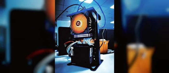 Представлен очень компактный и необычный игровой ПК