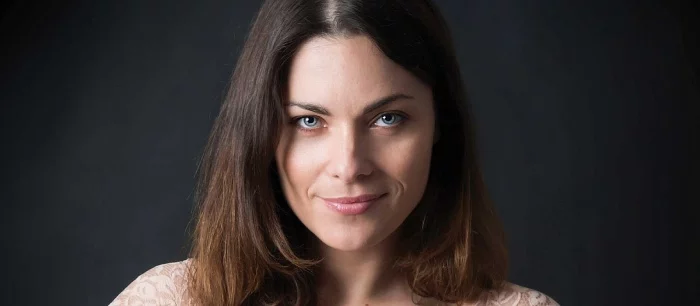 Реальная леди Димитреску из Resident Evil Village рассказала, что думает о модах со своим участием